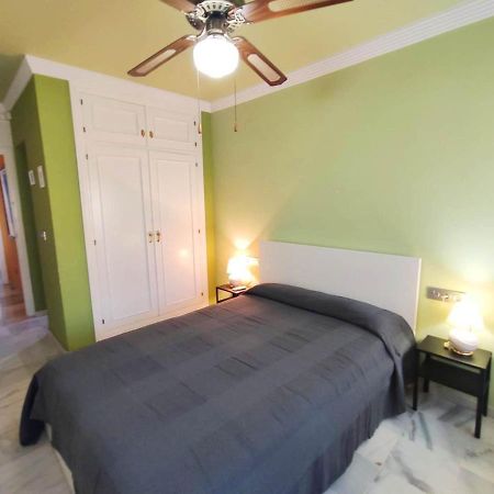 Apartment Fuentes De Nerja Luaran gambar