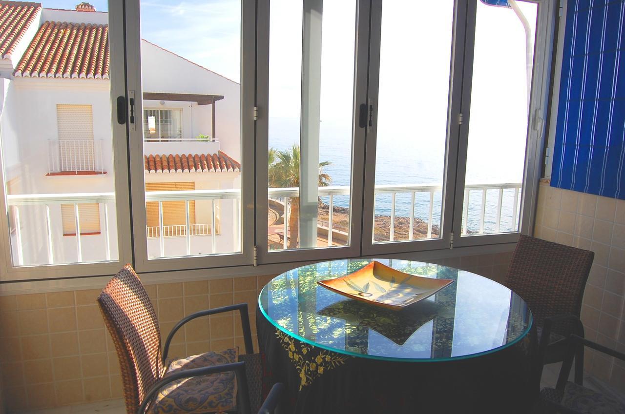 Apartment Fuentes De Nerja Luaran gambar