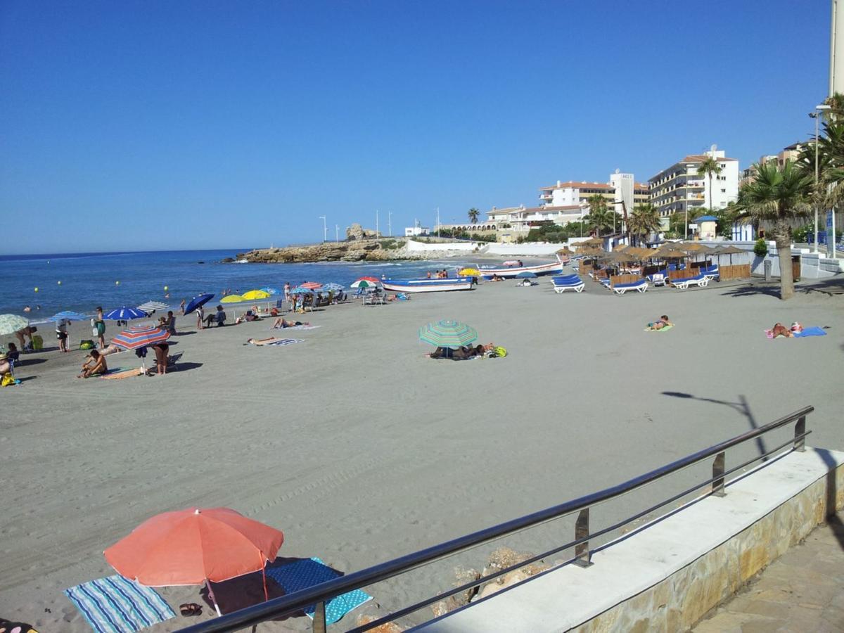 Apartment Fuentes De Nerja Luaran gambar